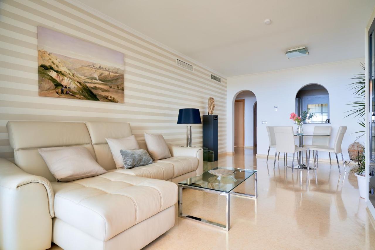 Neptuno Malaga Apartamento De Lujo Rincón de la Victoria Εξωτερικό φωτογραφία